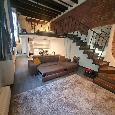 Isola - Ugo Bassi Charme Loft Apartment Milano Exterior foto