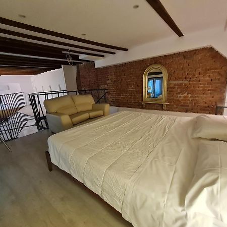 Isola - Ugo Bassi Charme Loft Apartment Milano Exterior foto
